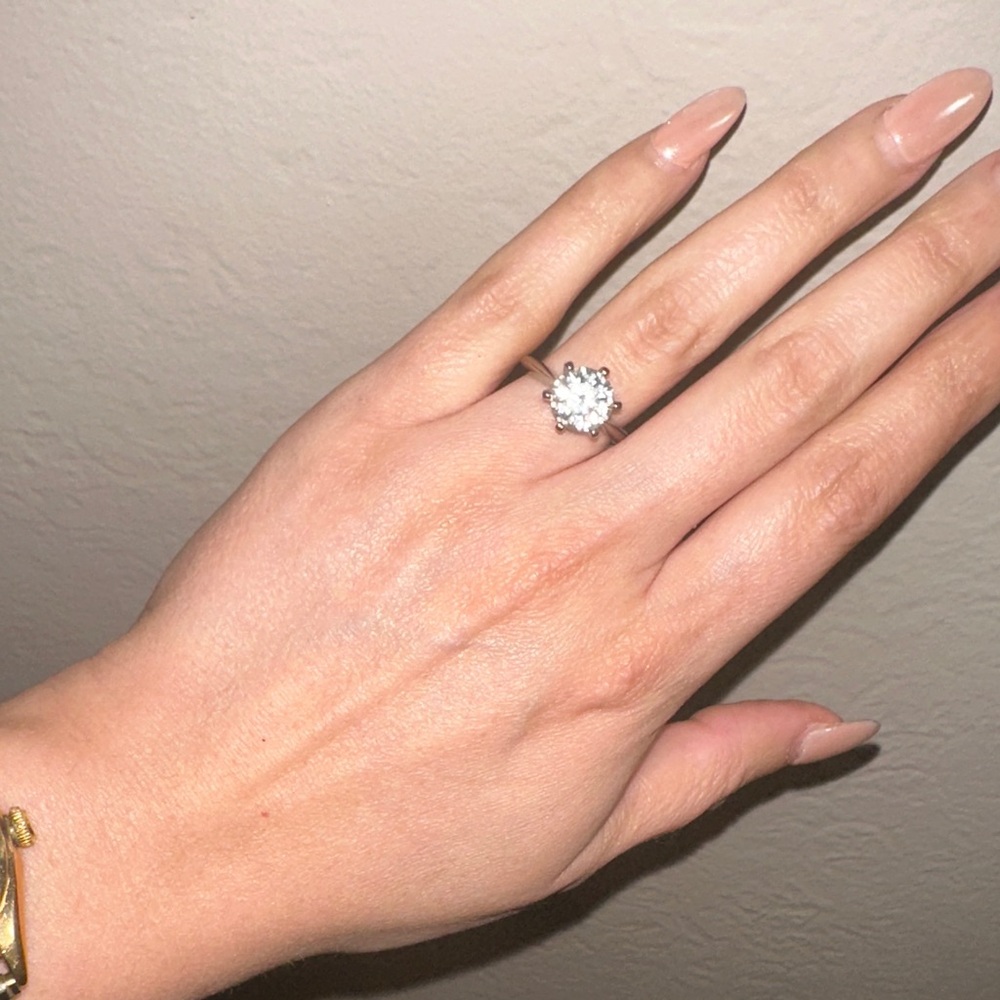 Elegant Silver Moissanite Solitaire Ring